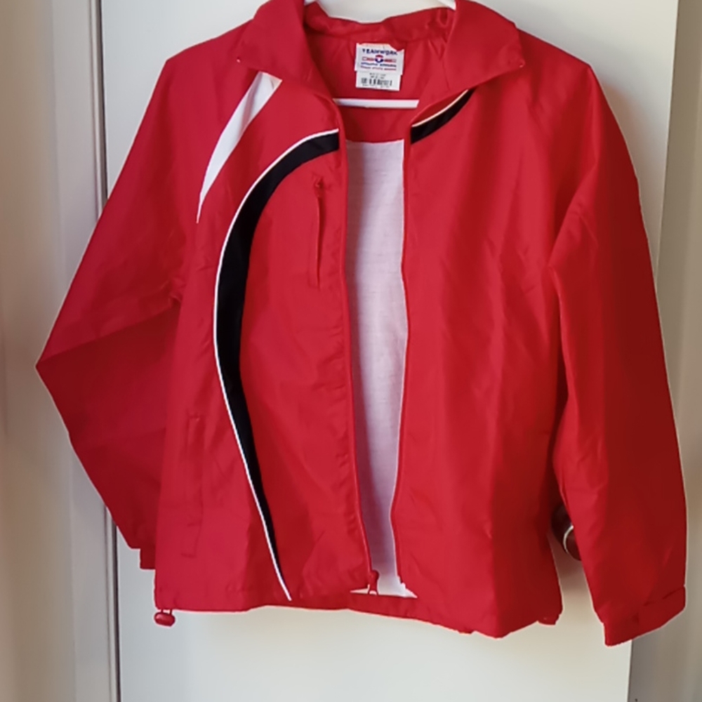 Teamwork windbreaker